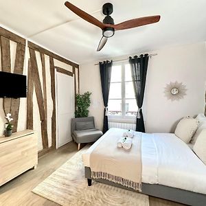 Studio met een King Size Bed